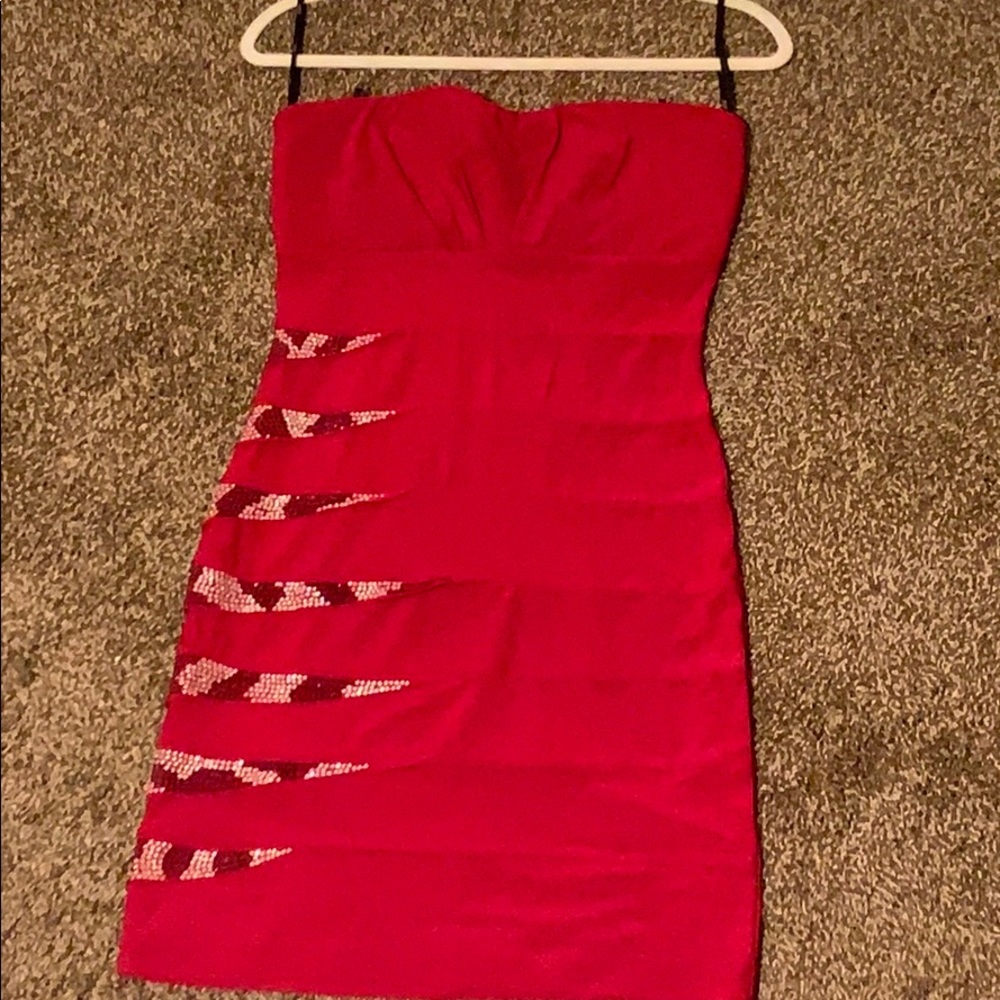 RED DRESS